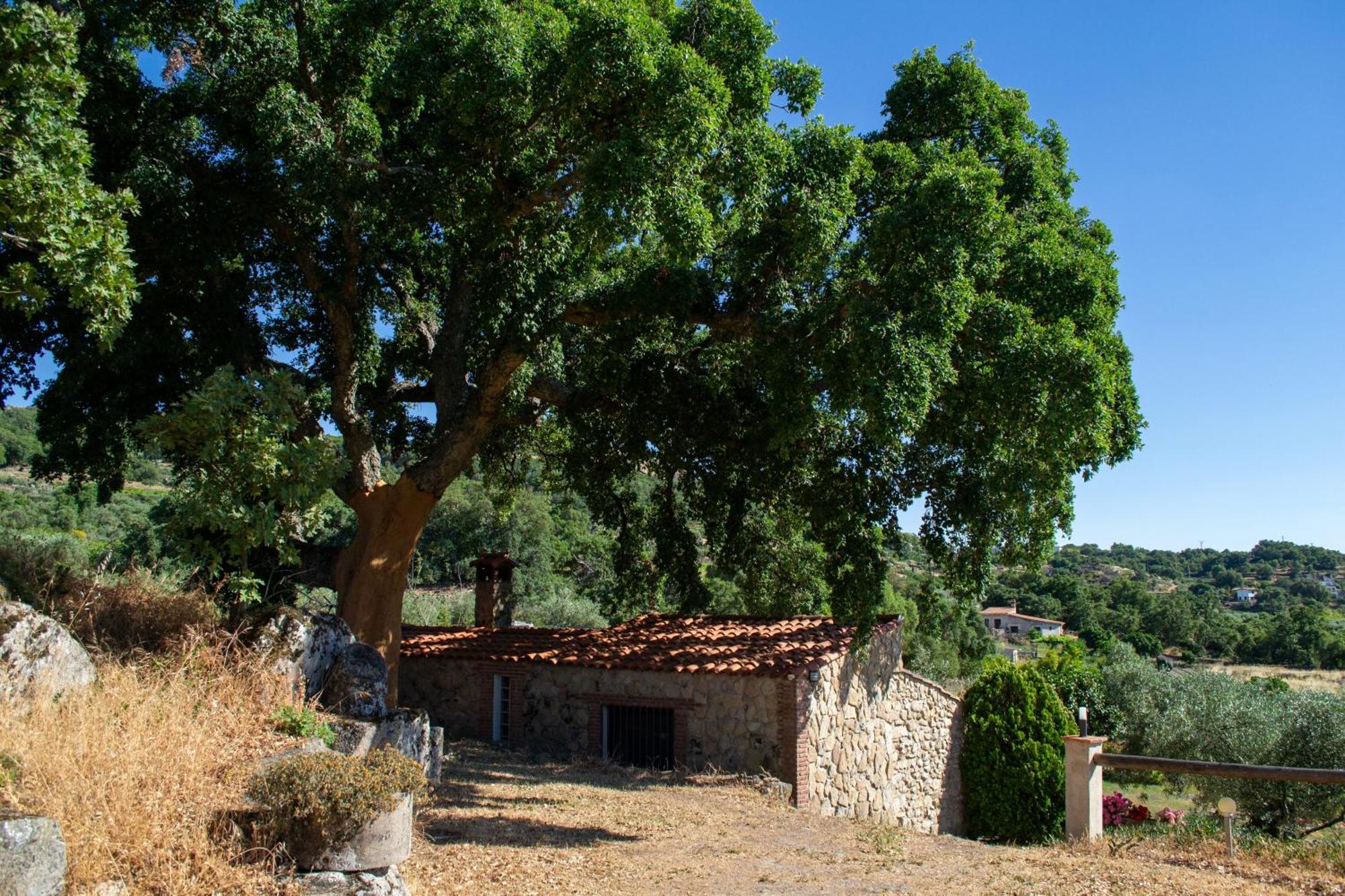 Casa Rural La Recuera Montánchez Exteriör bild