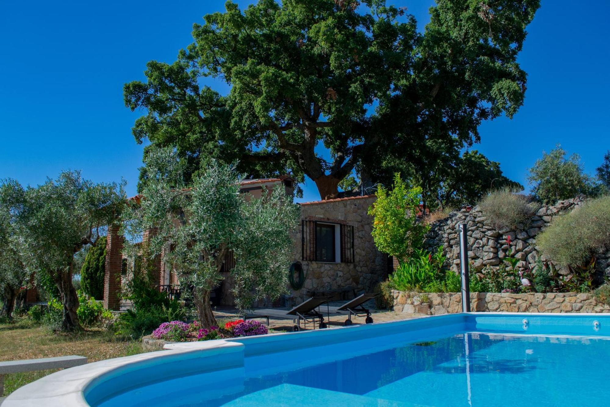 Casa Rural La Recuera Montánchez Exteriör bild
